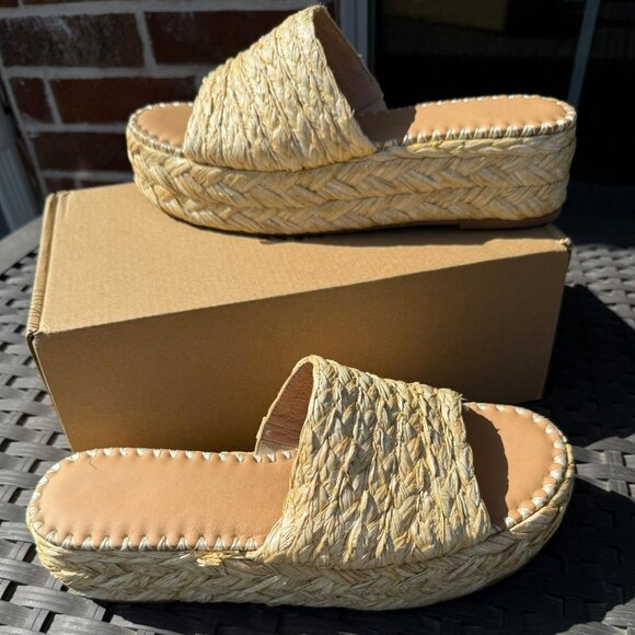 Beautiful Wedge Espadrilles - Picture 1 of 3